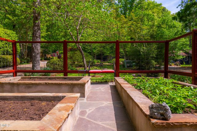 209 Morningside Drive, Carrboro, NC 27510