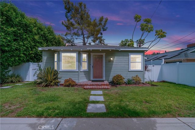 1833 261st Street, Lomita, CA 90717
