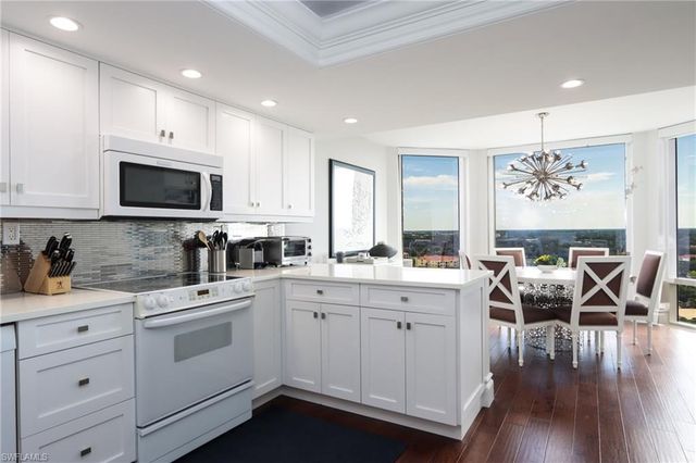 6849 Grenadier BLVD 1905, Naples, FL 34108