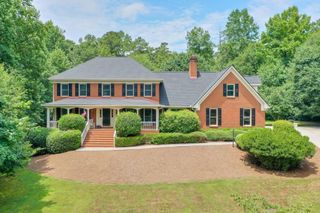 2701 Gardenwood SW Court, Lilburn, GA 30047