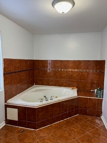 6922 S Campbell Avenue, Chicago, IL 60629