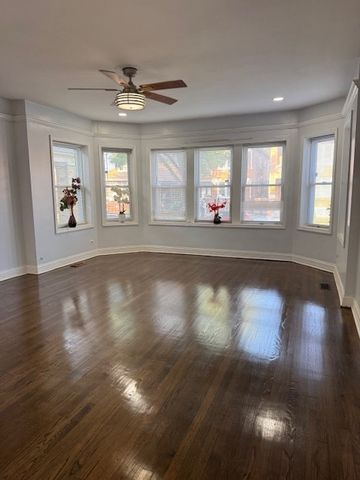 6922 S Campbell Avenue, Chicago, IL 60629