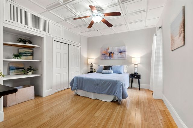 221 Highland Ave 1, Somerville, MA 02143