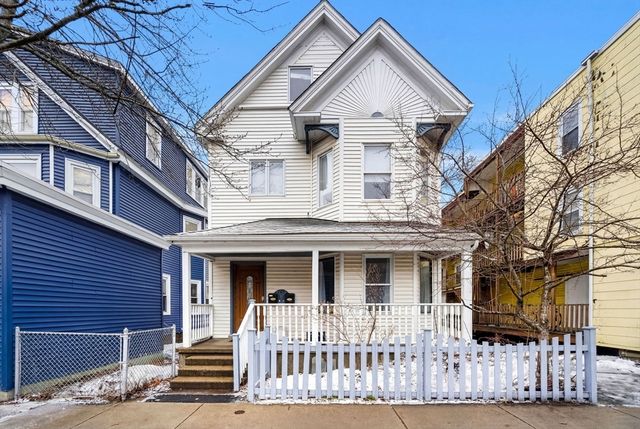 221 Highland Ave 1, Somerville, MA 02143