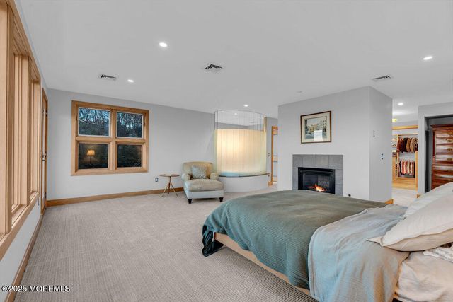 18 Belvidere Road, Atlantic Highlands, NJ 07716