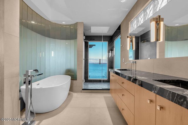 18 Belvidere Road, Atlantic Highlands, NJ 07716