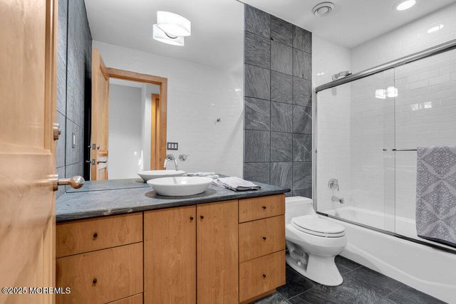 18 Belvidere Road, Atlantic Highlands, NJ 07716