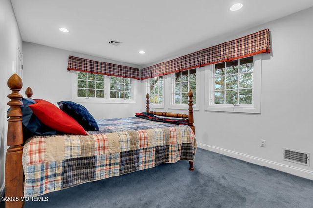 18 Belvidere Road, Atlantic Highlands, NJ 07716