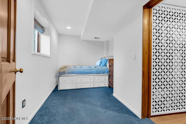 18 Belvidere Road, Atlantic Highlands, NJ 07716