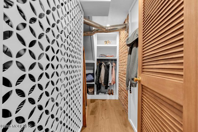 18 Belvidere Road, Atlantic Highlands, NJ 07716