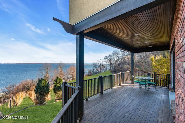 18 Belvidere Road, Atlantic Highlands, NJ 07716