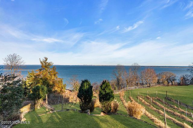 18 Belvidere Road, Atlantic Highlands, NJ 07716