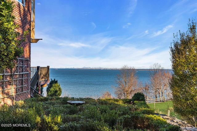 18 Belvidere Road, Atlantic Highlands, NJ 07716