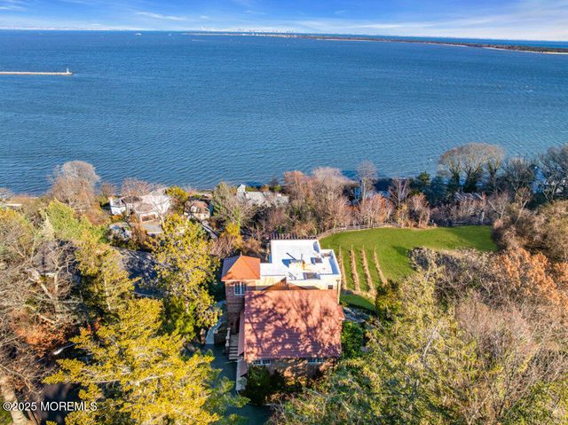 18 Belvidere Road, Atlantic Highlands, NJ 07716