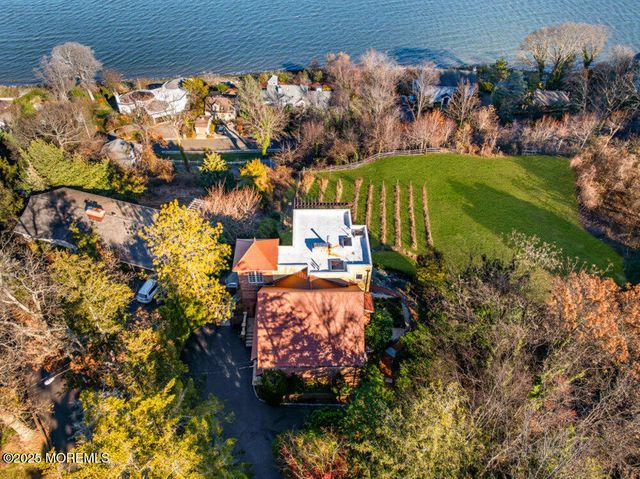 18 Belvidere Road, Atlantic Highlands, NJ 07716