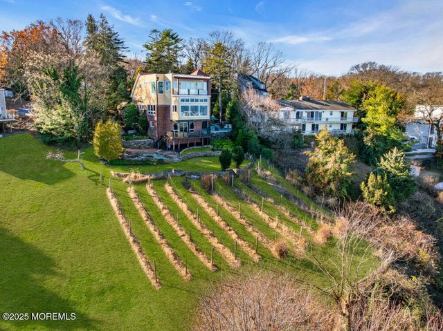 18 Belvidere Road, Atlantic Highlands, NJ 07716