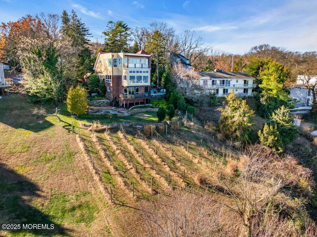 18 Belvidere Road, Atlantic Highlands, NJ 07716