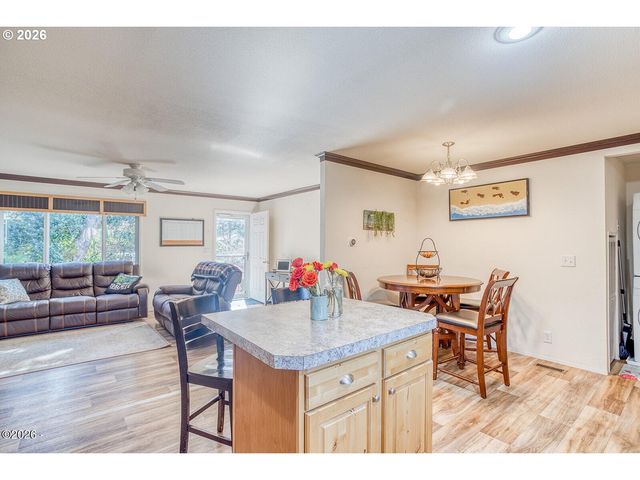 6824 Sw GALLEY Ave, Lincoln City, OR 97367