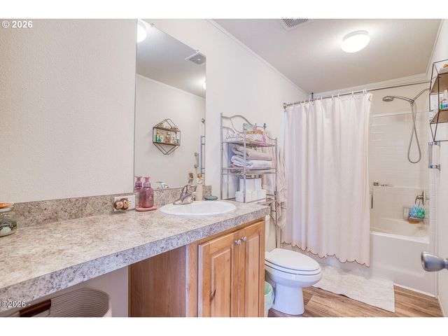 6824 Sw GALLEY Ave, Lincoln City, OR 97367