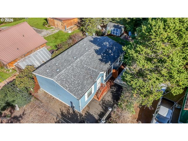 6824 Sw GALLEY Ave, Lincoln City, OR 97367