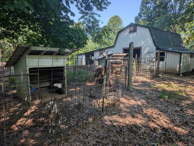 6774 Asbell Road, Shoals, IN 47581