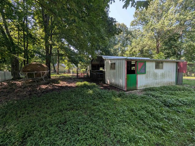 6774 Asbell Road, Shoals, IN 47581