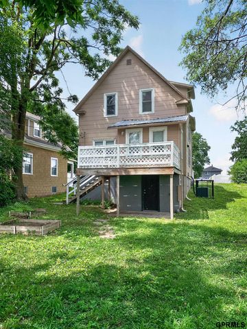 3417 Seward Street, Omaha, NE 68111