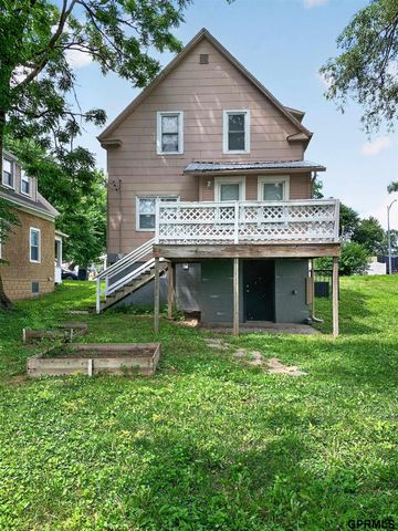 3417 Seward Street, Omaha, NE 68111