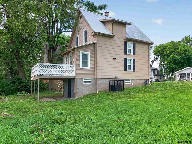 3417 Seward Street, Omaha, NE 68111