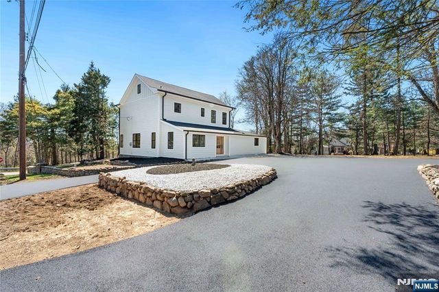175 E Crescent Avenue, Allendale, NJ 07401