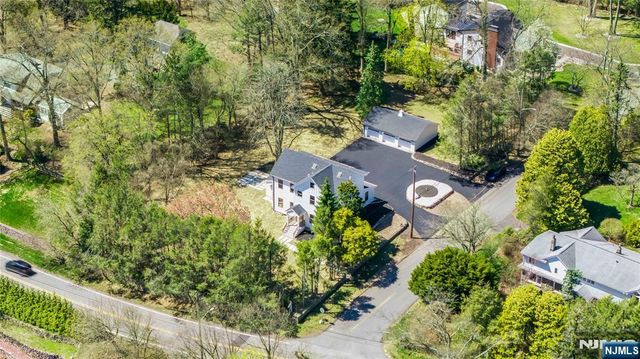 175 E Crescent Avenue, Allendale, NJ 07401