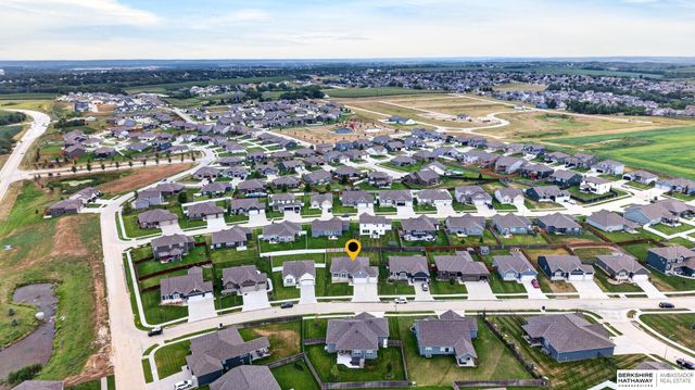 12915 S 55th Street, Papillion, NE 68133