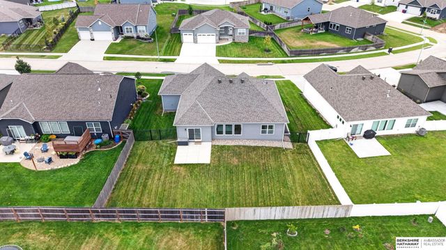 12915 S 55th Street, Papillion, NE 68133