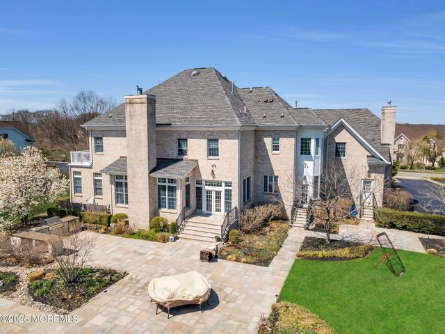 10 Stayman Court, Manalapan, NJ 07726