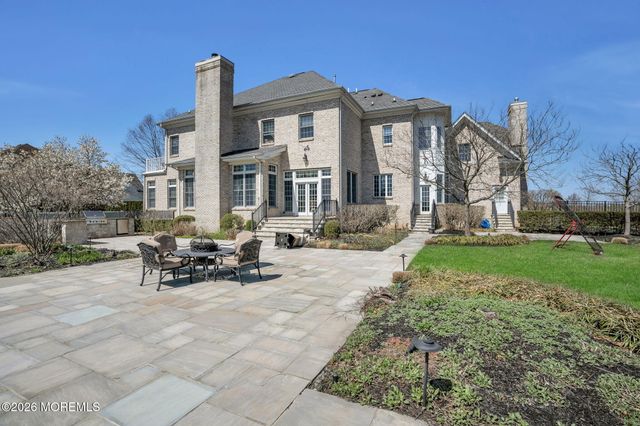 10 Stayman Court, Manalapan, NJ 07726