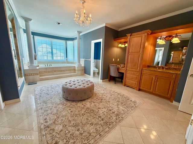 10 Stayman Court, Manalapan, NJ 07726