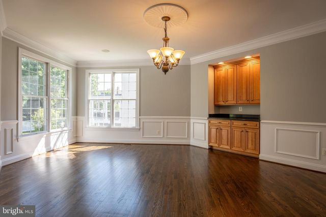 20262 KIAWAH ISLAND DR, Ashburn, VA 20147