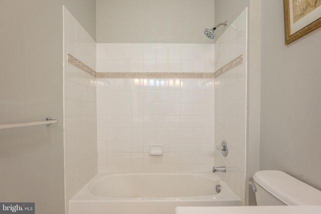 20262 KIAWAH ISLAND DR, Ashburn, VA 20147