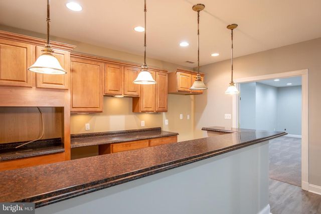 20262 KIAWAH ISLAND DR, Ashburn, VA 20147