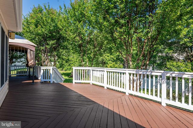 20262 KIAWAH ISLAND DR, Ashburn, VA 20147