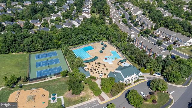 20262 KIAWAH ISLAND DR, Ashburn, VA 20147