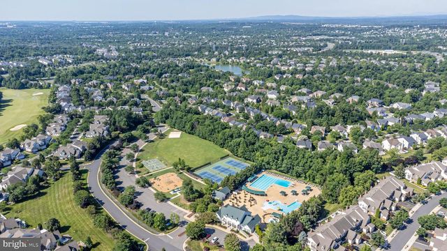 20262 KIAWAH ISLAND DR, Ashburn, VA 20147