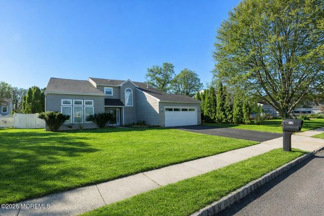 52 Sweet Gum Road, Howell, NJ 07731