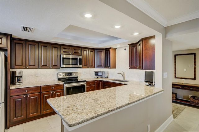 1480 GULF BOULEVARD 103, Clearwater Beach, FL 33767