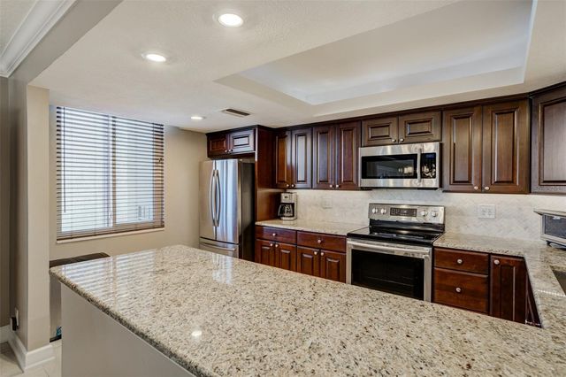 1480 GULF BOULEVARD 103, Clearwater Beach, FL 33767