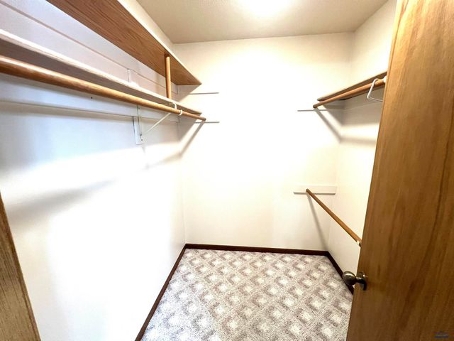 4802 GALENA DR, Rapid City, SD 57702