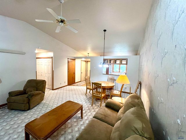 4802 GALENA DR, Rapid City, SD 57702