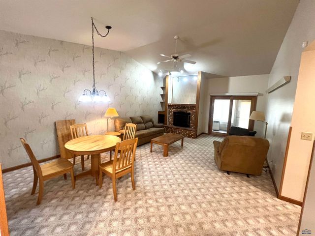 4802 GALENA DR, Rapid City, SD 57702