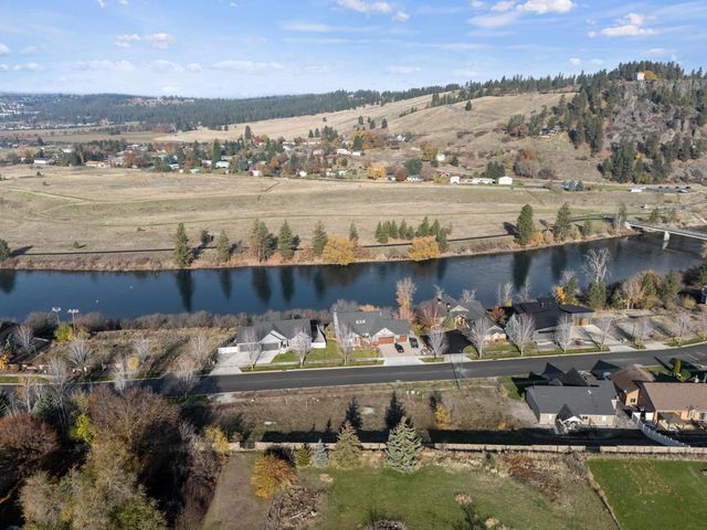 11406 E Coyote Rock Dr, Spokane Valley, WA 99206
