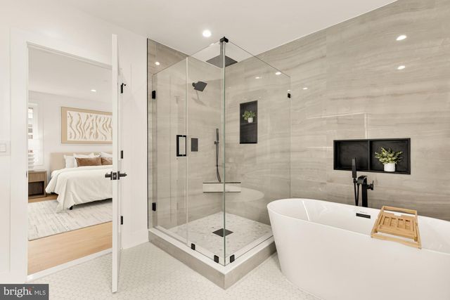 1507 UNDERWOOD ST NW, Washington, DC 20012